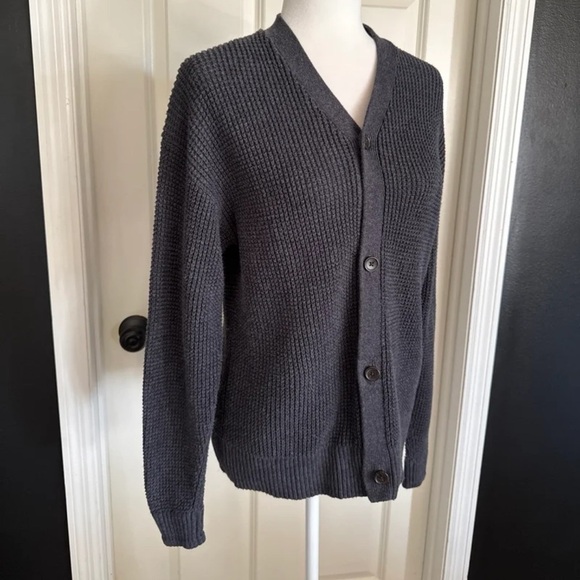 Everlane Organic Cotton Blend Charcoal Grey Button Front Cardigan 
size Small - Picture 7 of 12